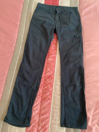 Pantalones Levis negros