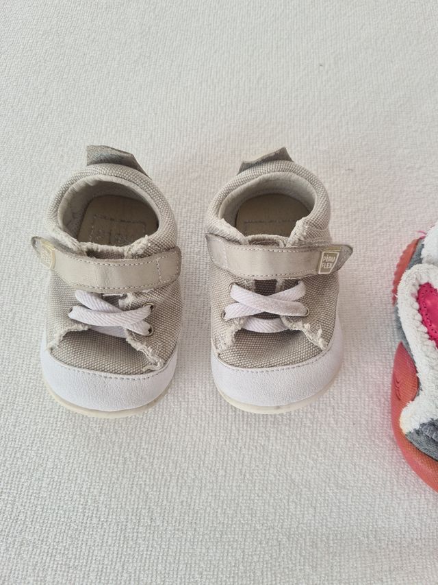 Zapatillas bebé - 4 pares
Recién lavadas
