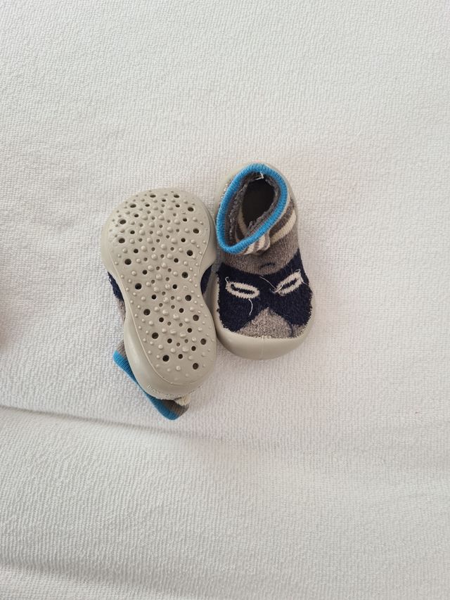Zapatillas bebé - 4 pares
Recién lavadas
