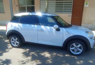 MINI Countryman 2012