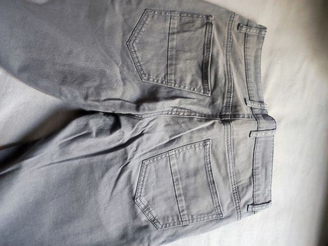 Pantalones vaqueros KIABI gris M