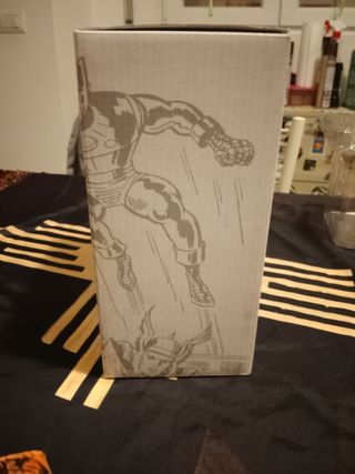 Statua Ant-Man (Marvel) nuova