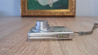 Nikon Coolpix S200 - Cámara digital de 7,1 MP .