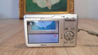 Nikon Coolpix S200 - Cámara digital de 7,1 MP .