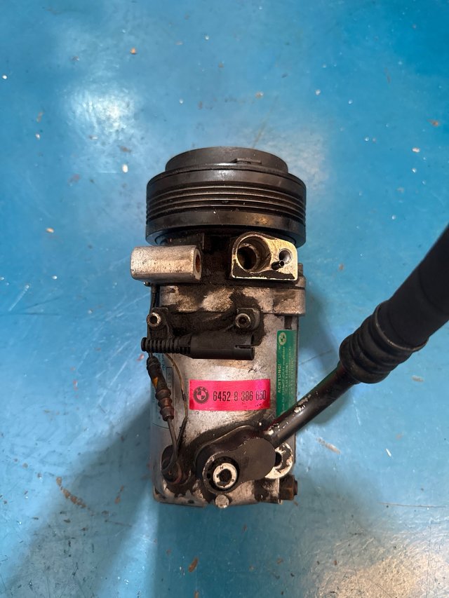 64528386650 Compresor A/C BMW Serie 3,5, E60