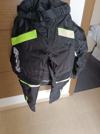 Chaqueta moto Diamond GP y Pantalón, SIN ESTRENAR