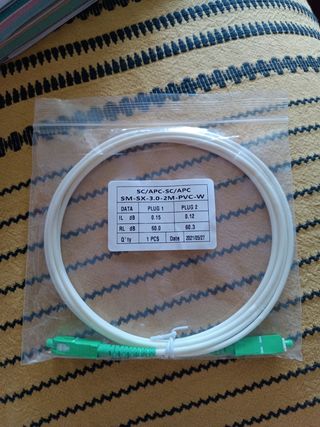 Cable fibra óptica SC/APC 2m