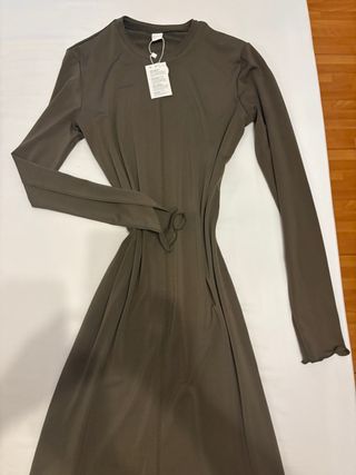 Vestido midi H&M verde oliva