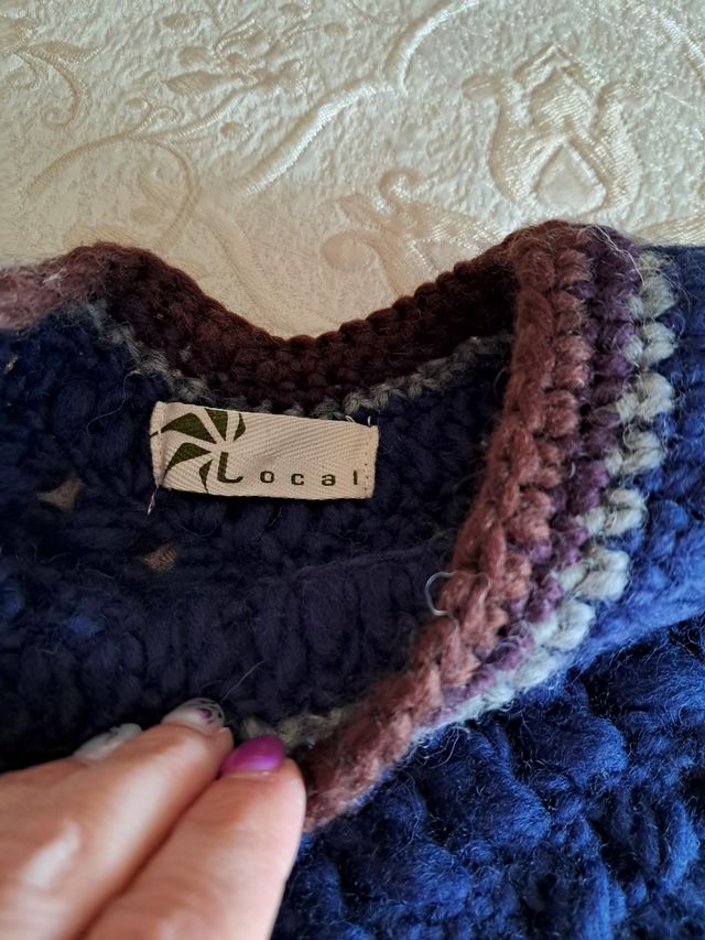 Poncho lavorazione a maglia blu