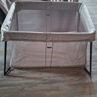 Cuna viaje BabyBjörn Light