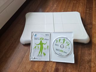 Wii Fit Plus - Nintendo