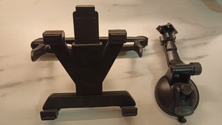 Soporte de tablet para coche. Pinza o ventosa