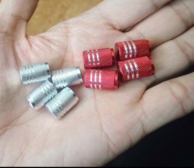 4TAPONES ALUMINIO RUEDA VALVULA GORDA COCHE MOTO