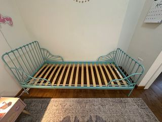 Cama infantil extensible IKEA