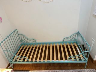 Cama infantil extensible IKEA