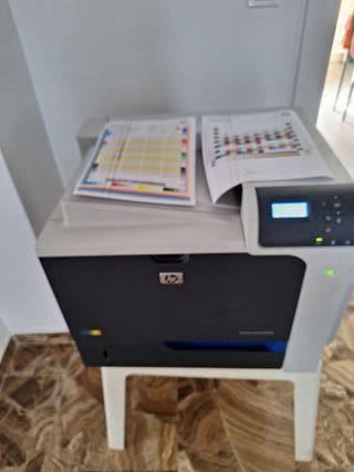 Impresora HP LaserJet CP4025