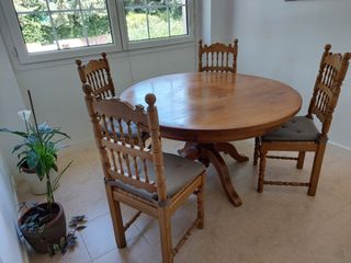 Mesa redonda madera + 4 sillas
