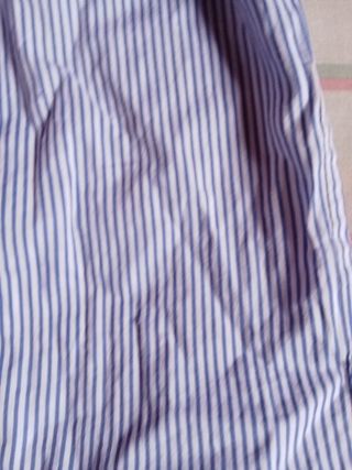 Blusa rayada azul y blanca