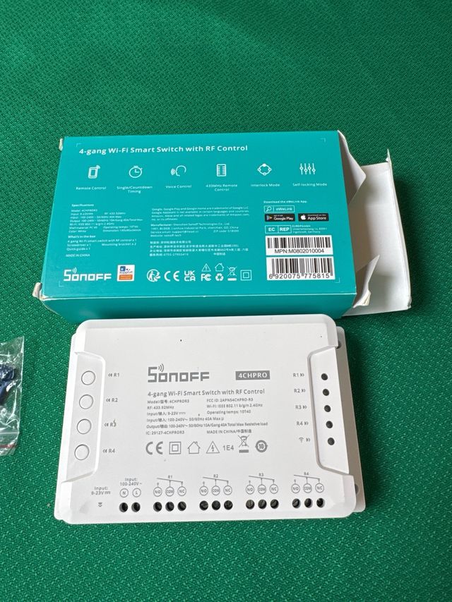 Interruttore intelligente Sonoff 4CHPRO