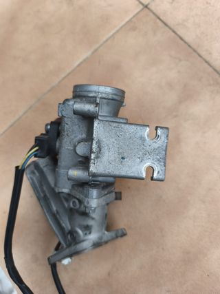 Cuerpo inyección Suzuki burgman 250 2008