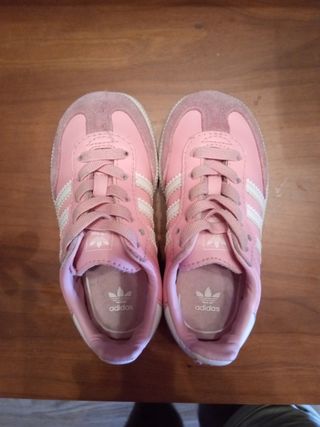 Zapatillas Adidas niña rosa (Talla 23)