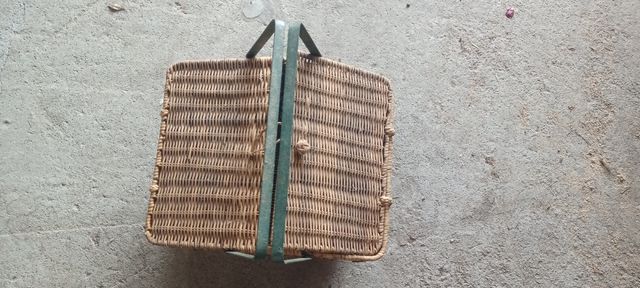 Cesto mimbre antiguo