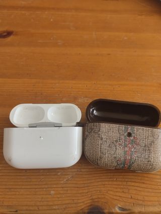 Airpods Apple - estuche carga