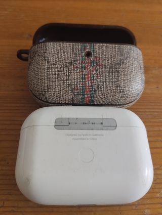 Airpods Apple - estuche carga