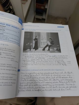 Dos libros. English Grammar in Use Supplementary E