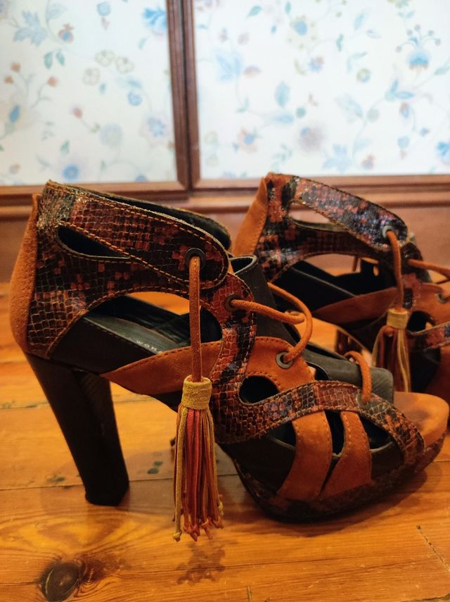 Sandalias Zara Piel Boho