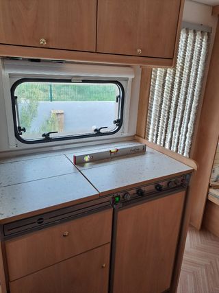 Caravana Burstner <750kg