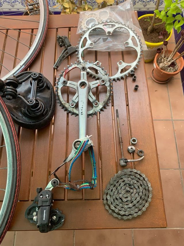 Bicicleta carretera antigua - piezas