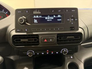 Peugeot Partner   Pro Standard 1000kg BlueHDi 55kW 