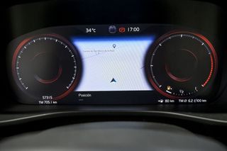 Volvo XC40   2.0 D3 Momentum Pro Auto 