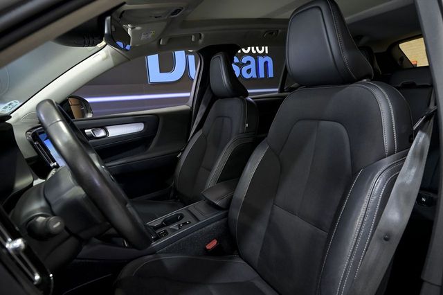 Volvo XC40   2.0 D3 Momentum Pro Auto 