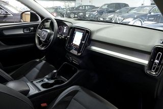Volvo XC40   2.0 D3 Momentum Pro Auto 