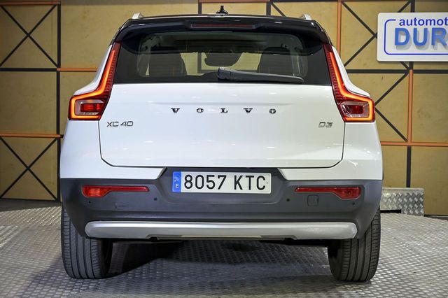 Volvo XC40   2.0 D3 Momentum Pro Auto 