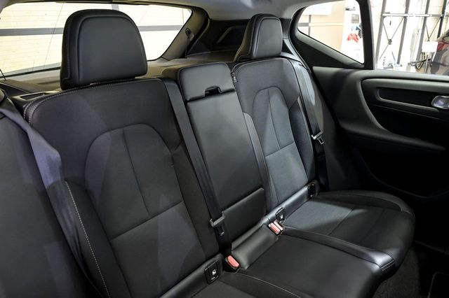 Volvo XC40   2.0 D3 Momentum Pro Auto 