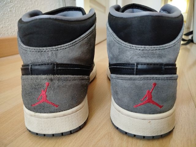 Nike Air Jordan 1 Mid - Gris/Negro - 42