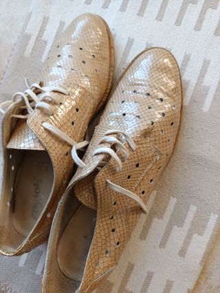 Scarpe beige donna pelle