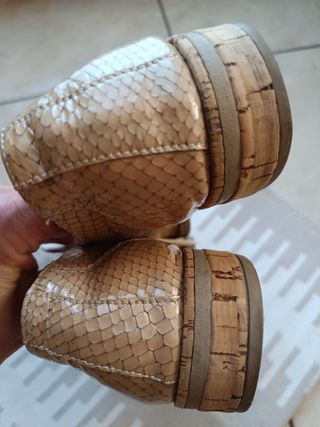 Scarpe beige donna pelle