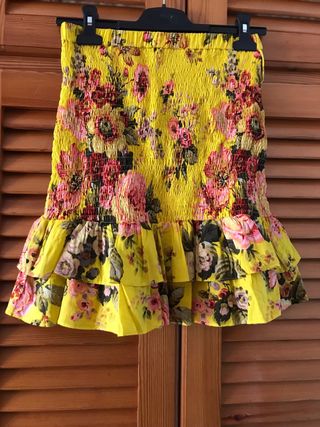 Falda floral amarilla