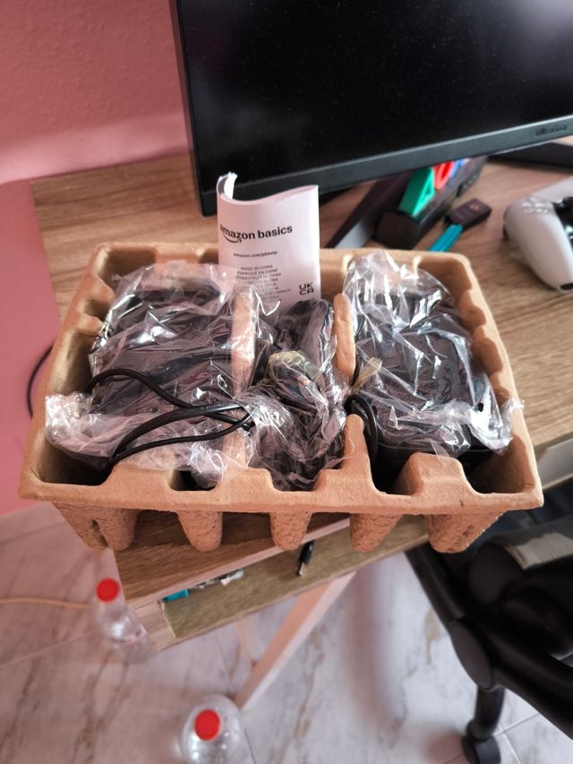 Altavoces 3.5mm - negros