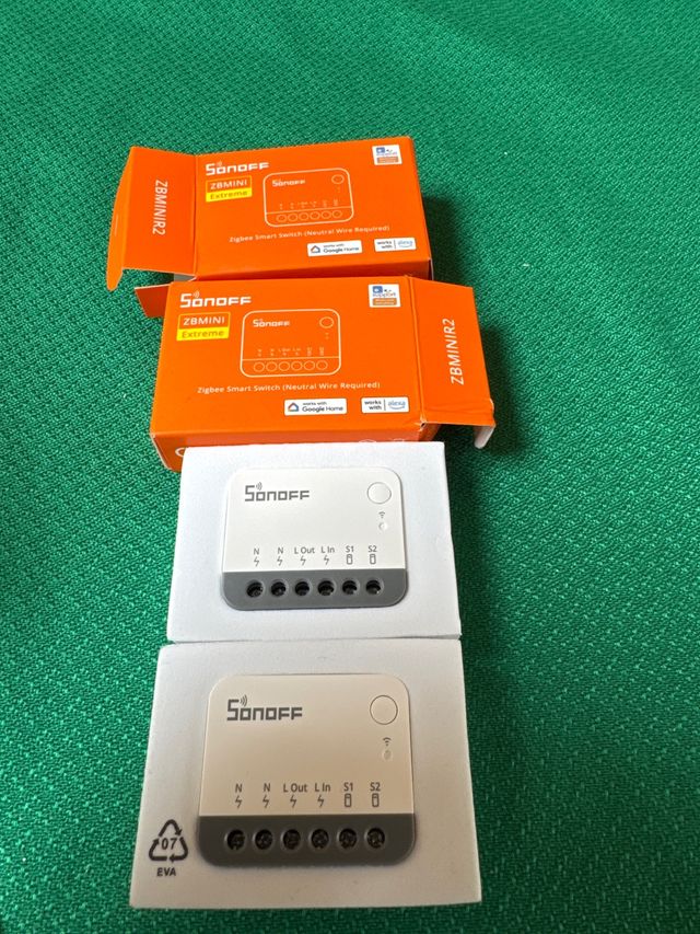 2 interruttori intelligenti Sonoff ZBMINI Extreme