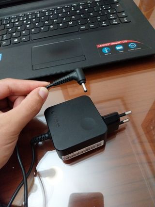 Portátil Lenovo Ideapad 110.