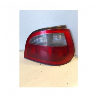 Piloto trasero derecho Renault Megane I (F