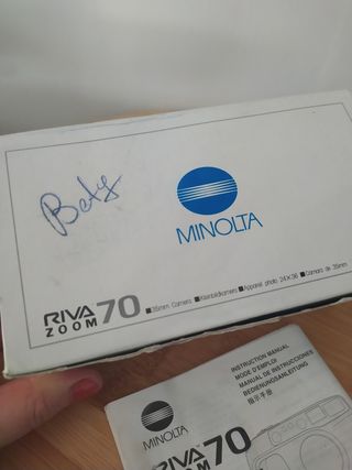 SIN FLASH Minolta Riva Zoom 70 - Cámara analógica