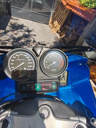 BMW R1150RS- Moto Azul