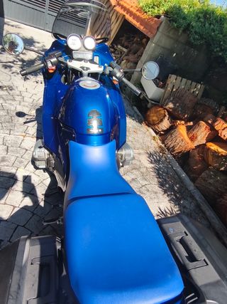 BMW R1150RS- Moto Azul