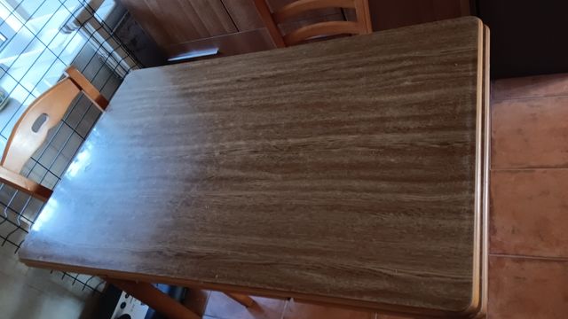Mesa comedor madera - marrón